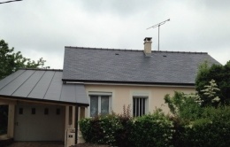 Couverture en ardoises naturelles et zinc Laval