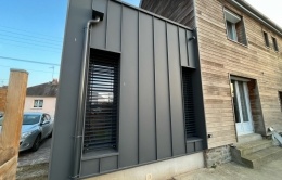 Extension bois bardage gris sombre Mayenne