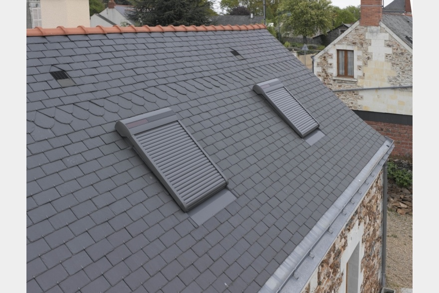 Volet roulant sur ardoises VELUX